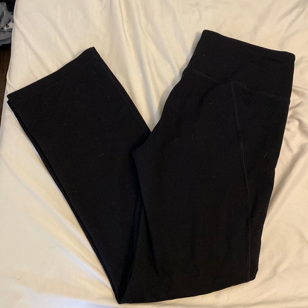 Love yoga paw members mark flared yoga pant black size large